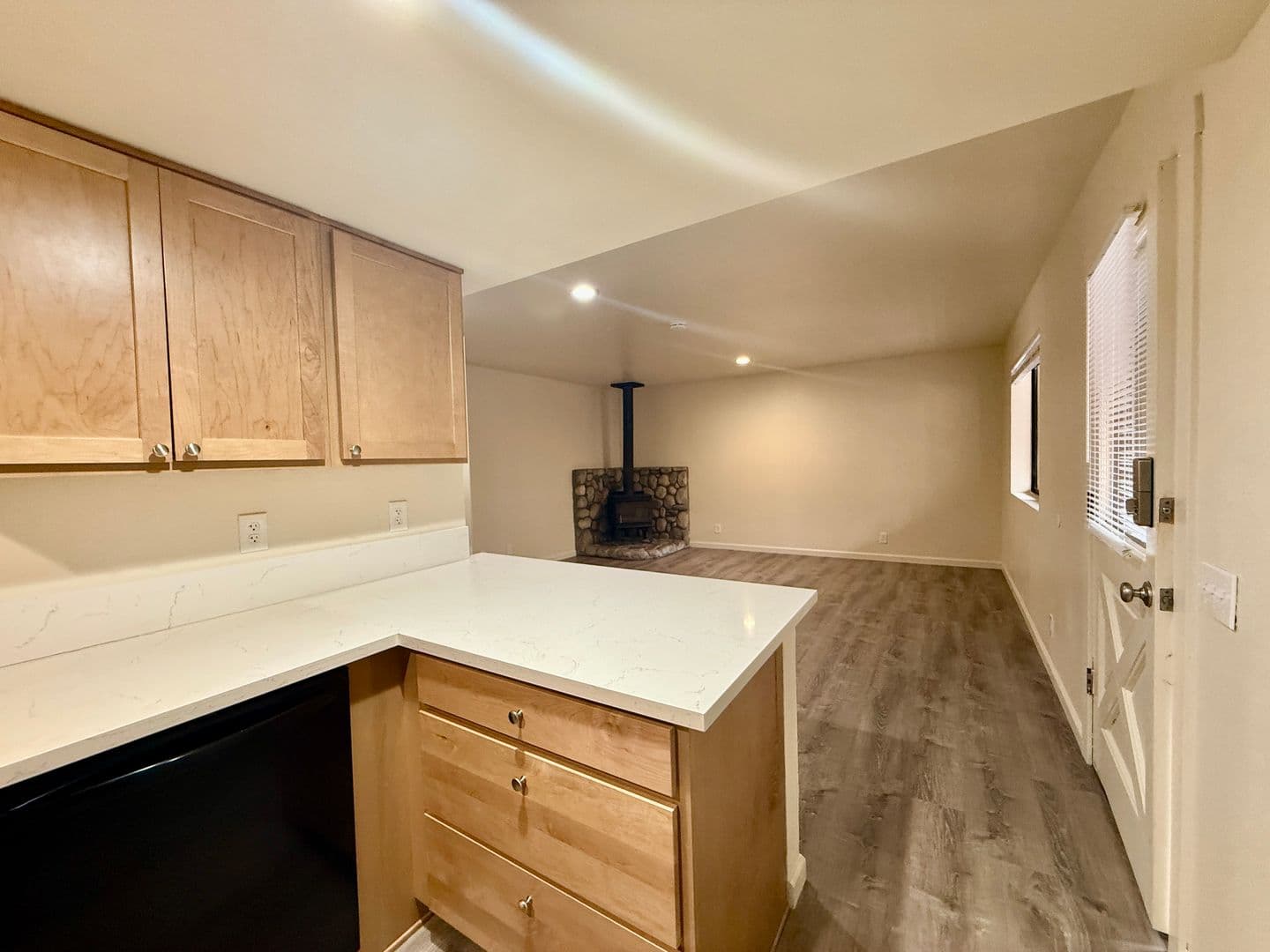 Mammoth Lakes Apartment: 201 Lupin St.