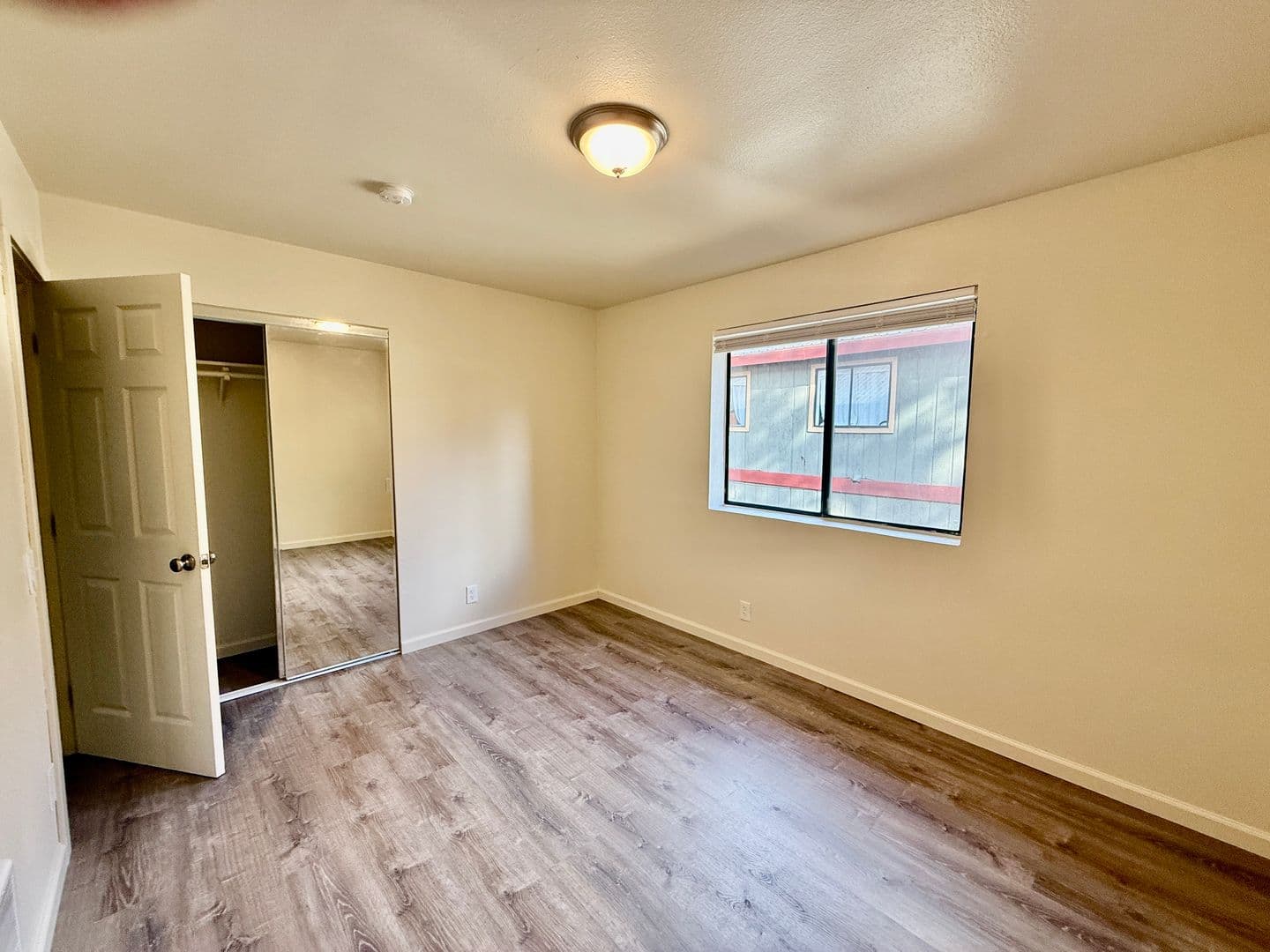 Mammoth Lakes Apartment: 201 Lupin St.
