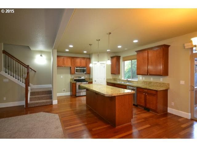 Portland House: 5717 NW Lark Meadow Terrace