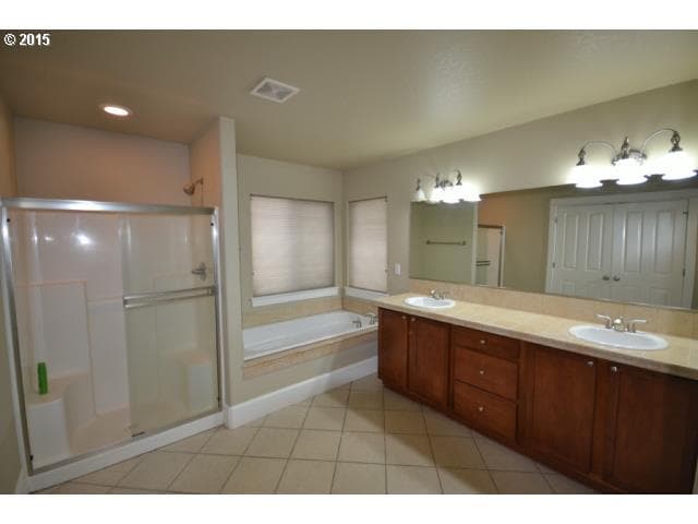 Portland House: 5717 NW Lark Meadow Terrace