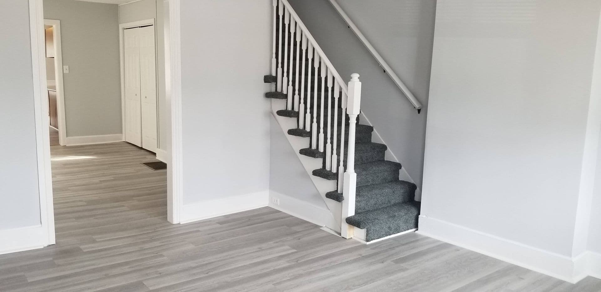 Smyrna House: 131 N Main Street