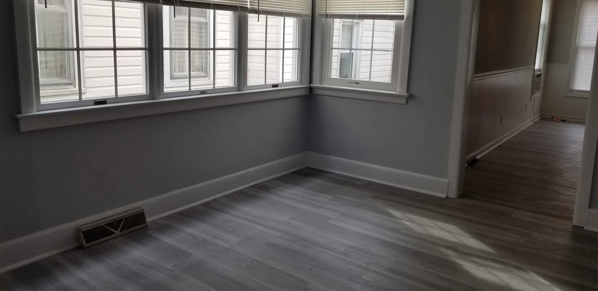 Smyrna House: 131 N Main Street