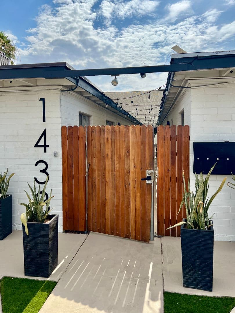 Tempe Apartment: 1433 S. Kenneth Place
