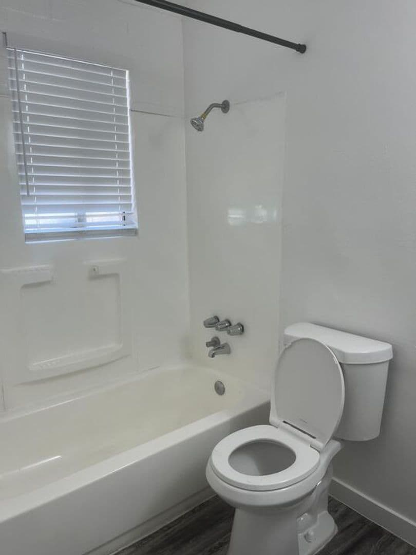 Tempe Apartment: 1433 S. Kenneth Place