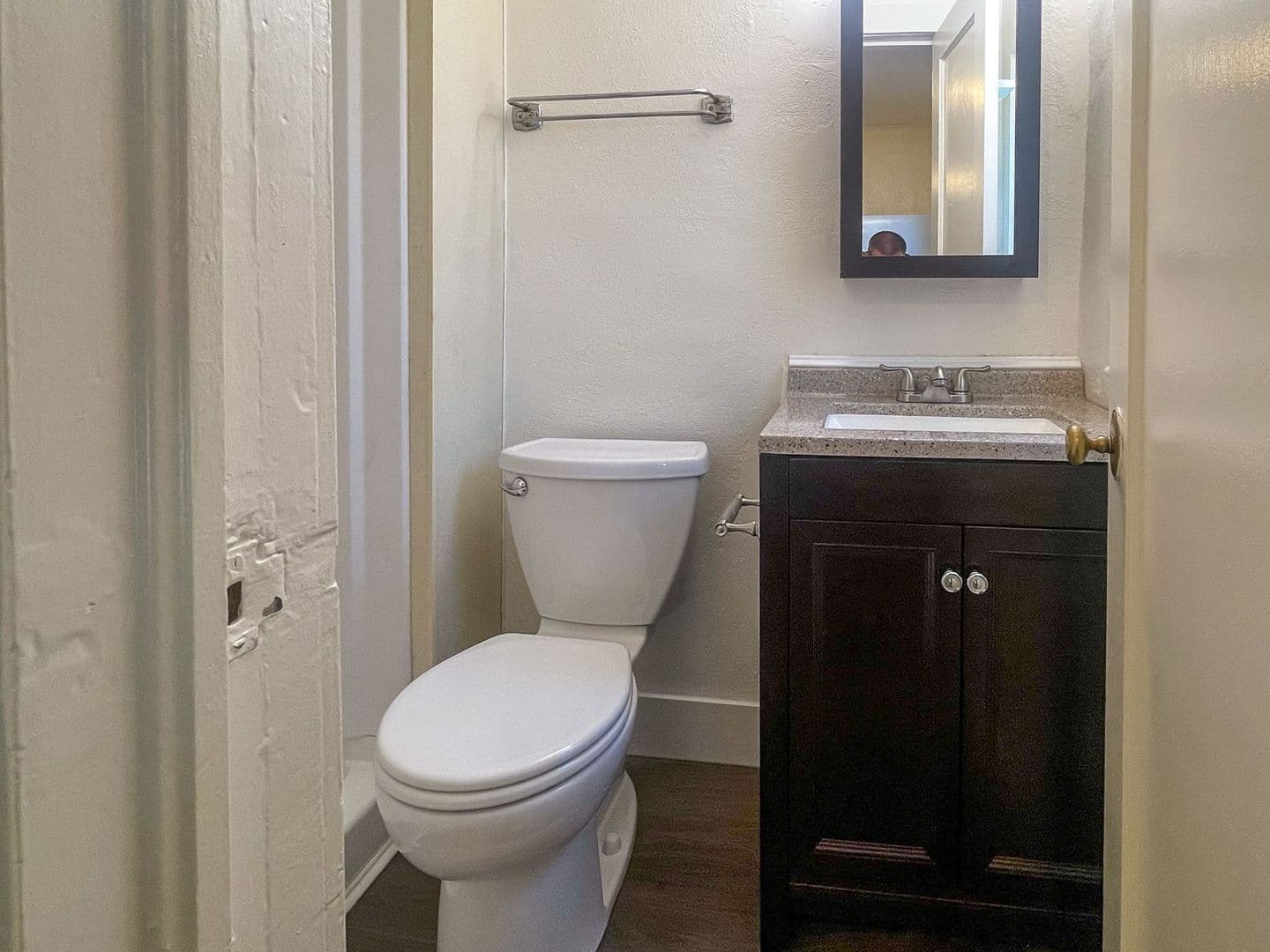 La Grande Apartment: 1306 N Ave