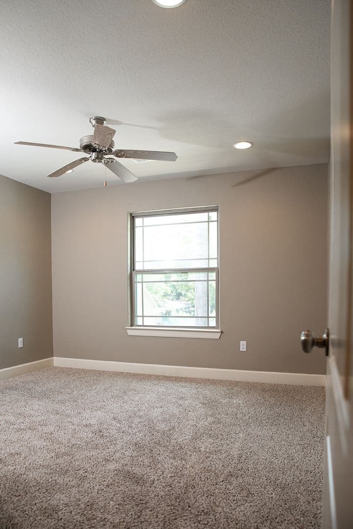 Houston Apartment: BLK 1 - Craven Oaks St.