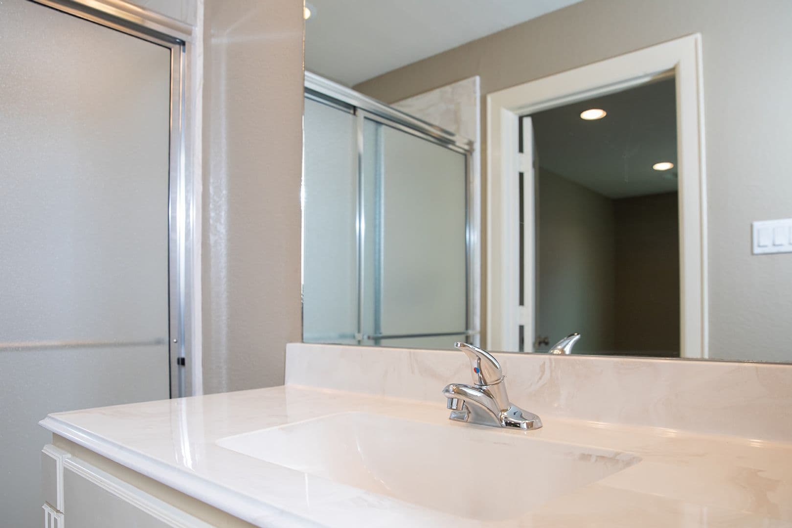 Houston Apartment: BLK 1 - Craven Oaks St.