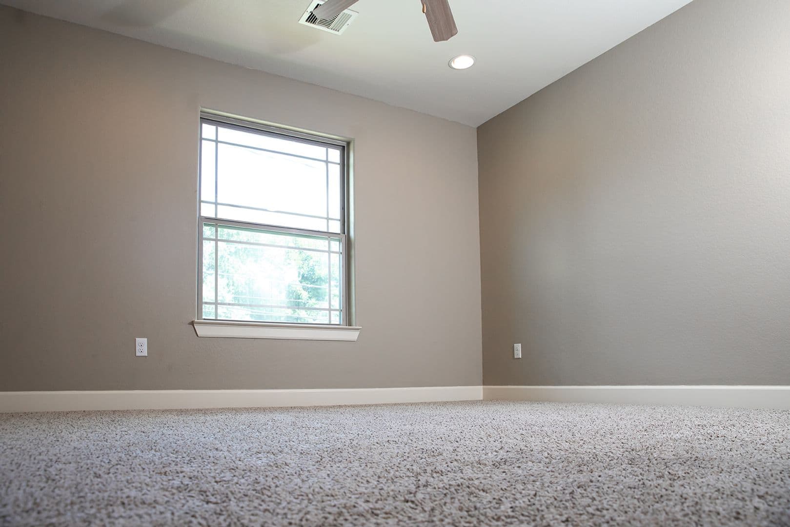 Houston Apartment: BLK 1 - Craven Oaks St.