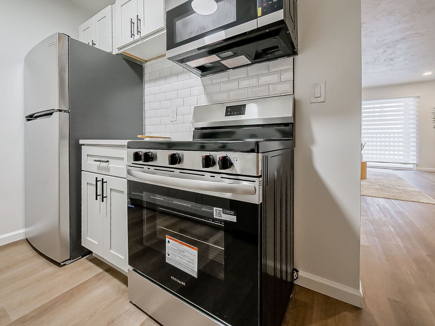 Plymouth Apartment: 40325 Plymouth Road