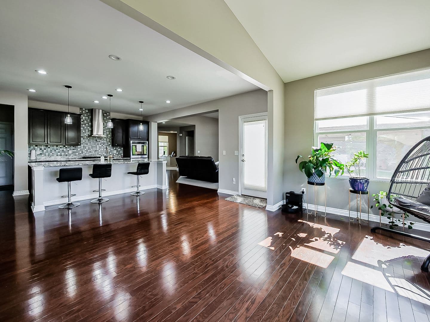 South Lyon House: 23431 Crooked Tree Ct S