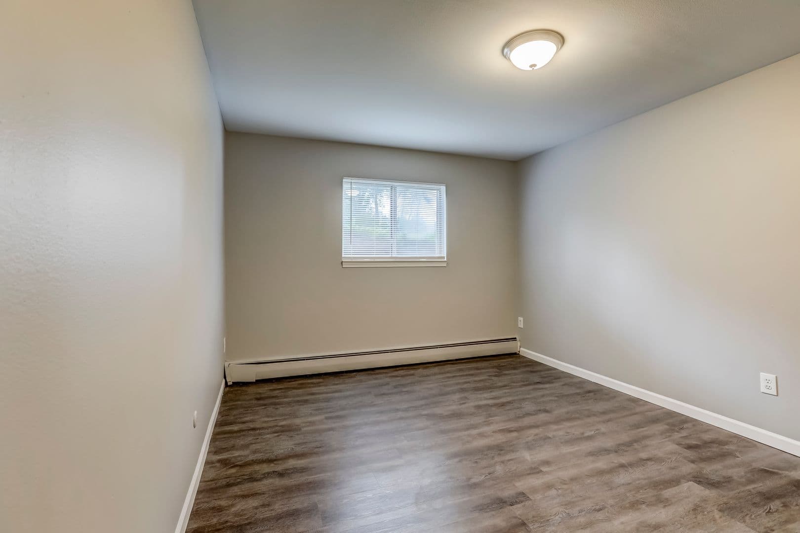 Walled Lake Apartment: 2155 Decker Rd