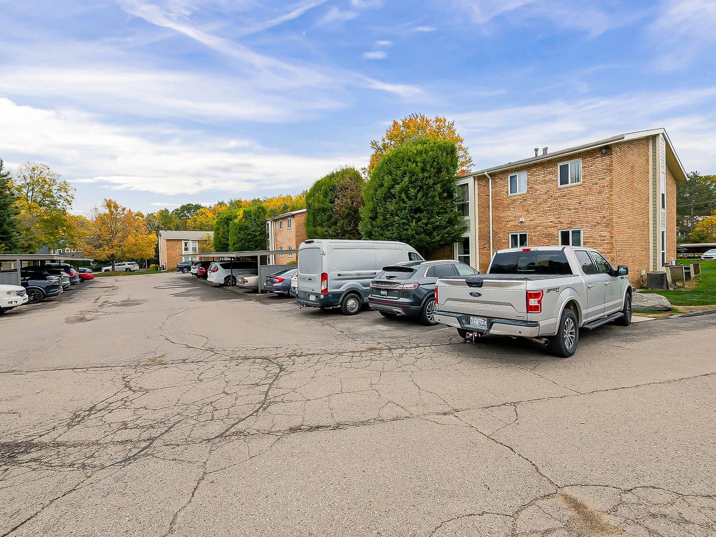 Northville House: 655 Randolph St Unit 102