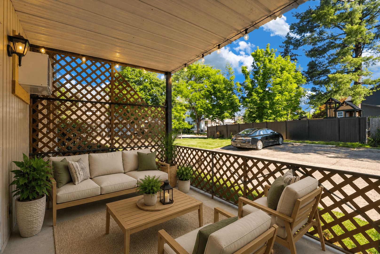 Plymouth Apartment: 775 Coolidge