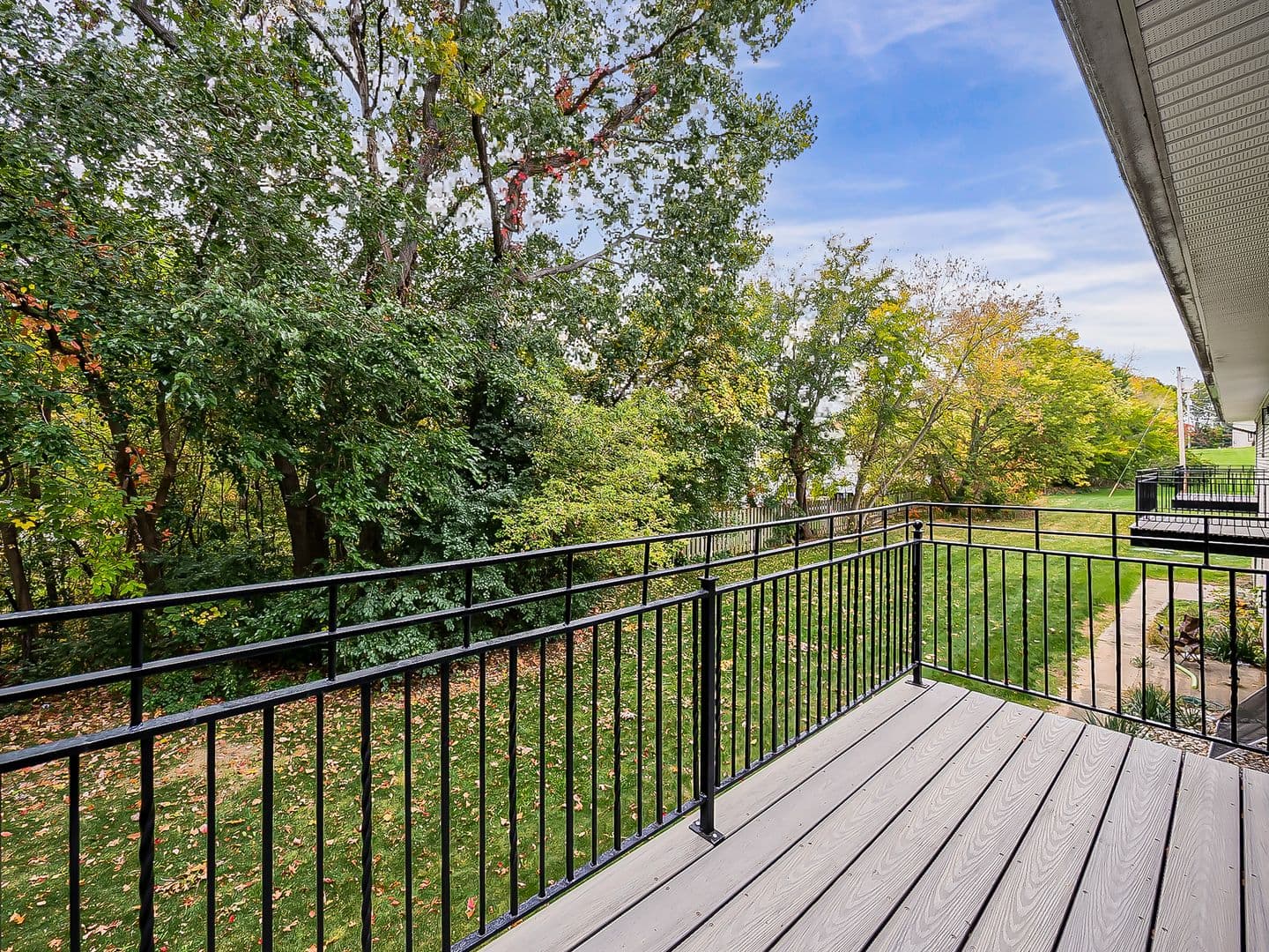 White Lake Apartment: 221 Summit Ridge Dr