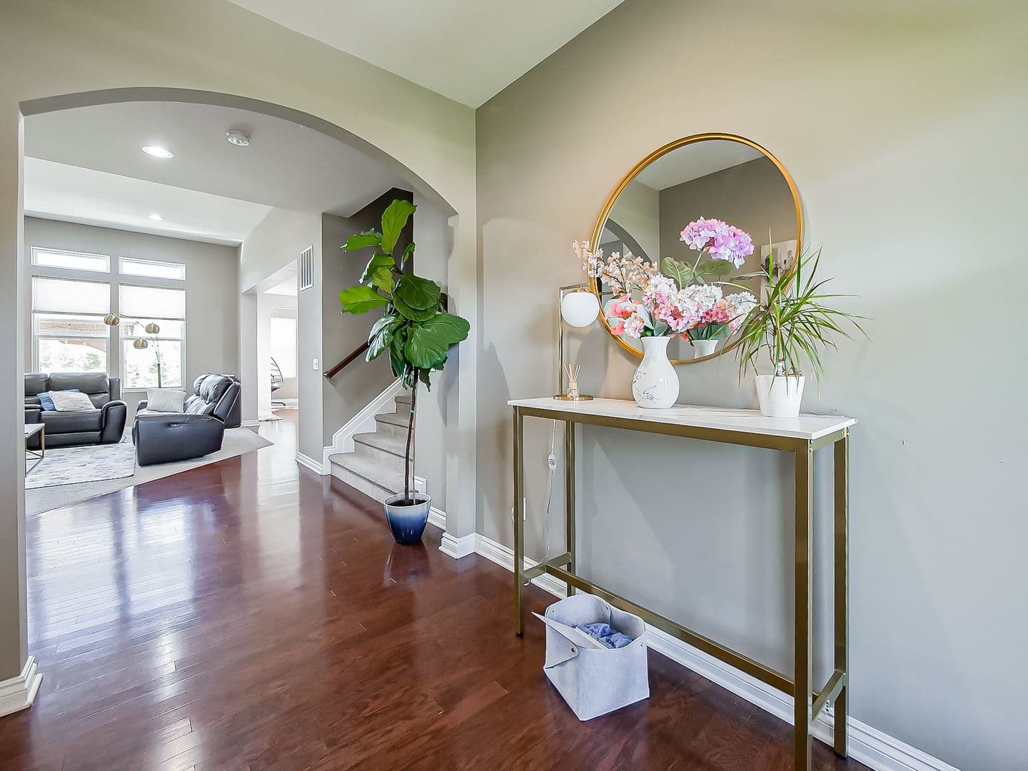 South Lyon House: 23431 Crooked Tree Ct S