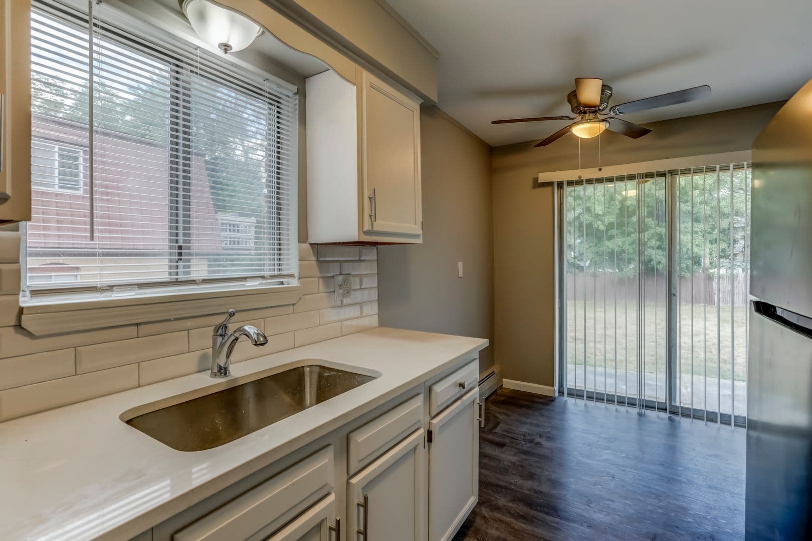 Walled Lake Apartment: 2155 Decker Rd