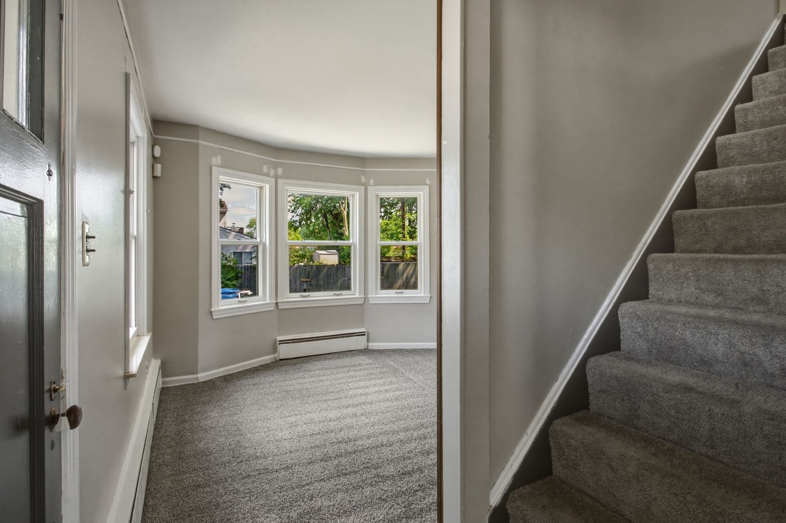 Dearborn Heights House: 25433 McDonald St