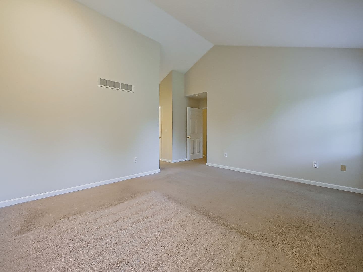 Wixom House: 3140 Mulberry Ct