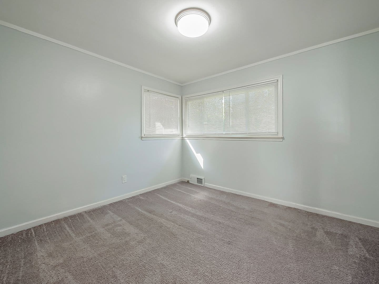 Inkster House: 127 Auburn St
