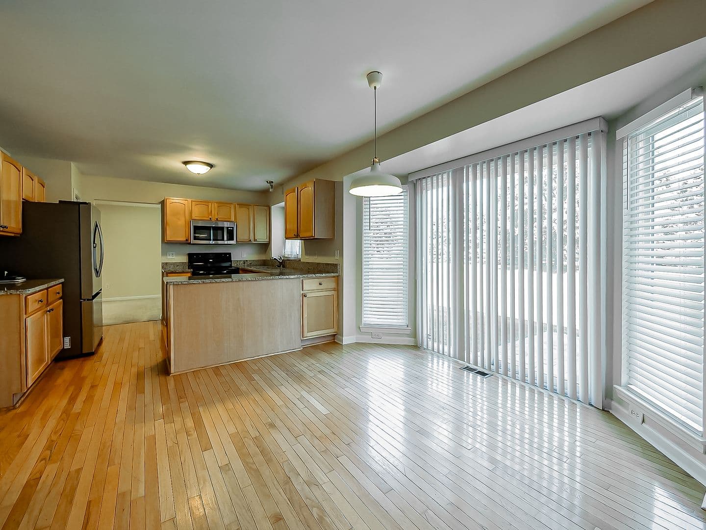Wixom House: 3140 Mulberry Ct