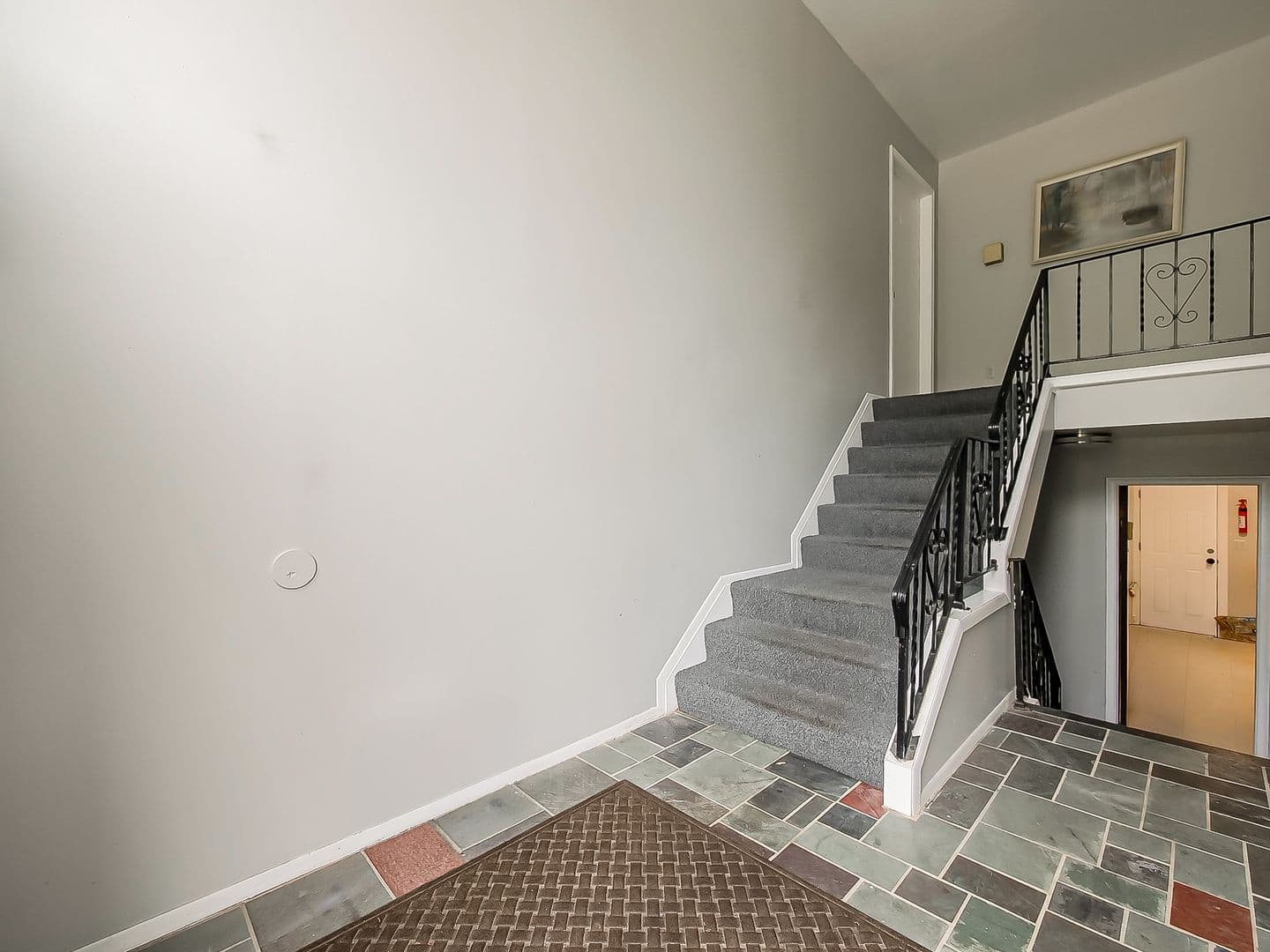 White Lake Apartment: 221 Summit Ridge Dr