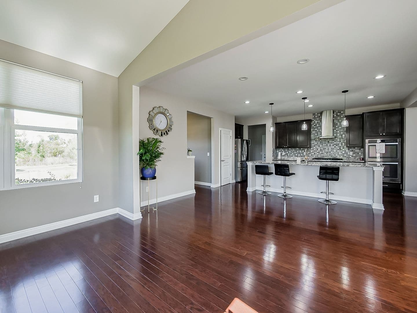 South Lyon House: 23431 Crooked Tree Ct S