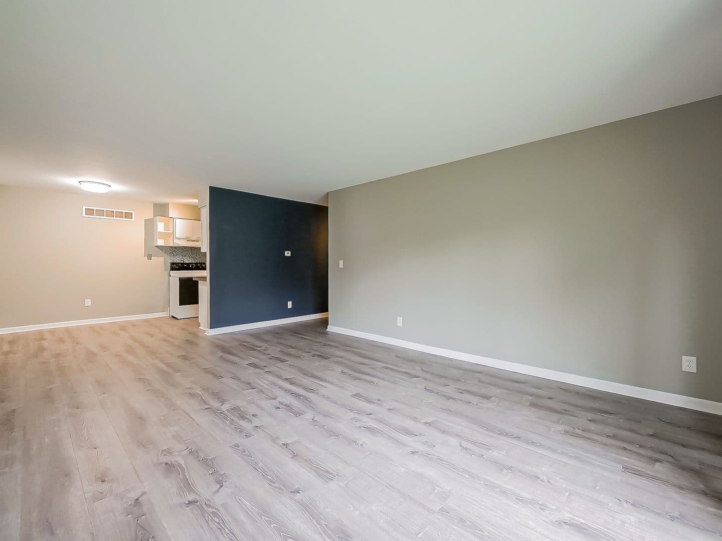 Northville House: 655 Randolph St Unit 102
