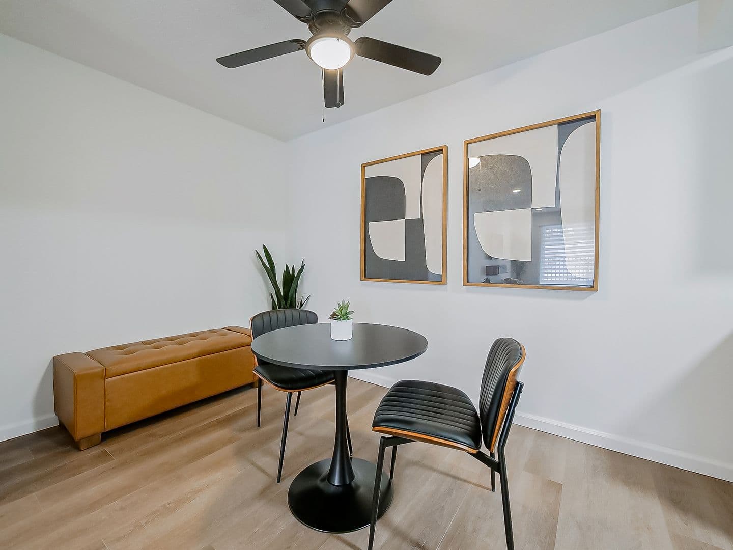 Plymouth Apartment: 40325 Plymouth Road
