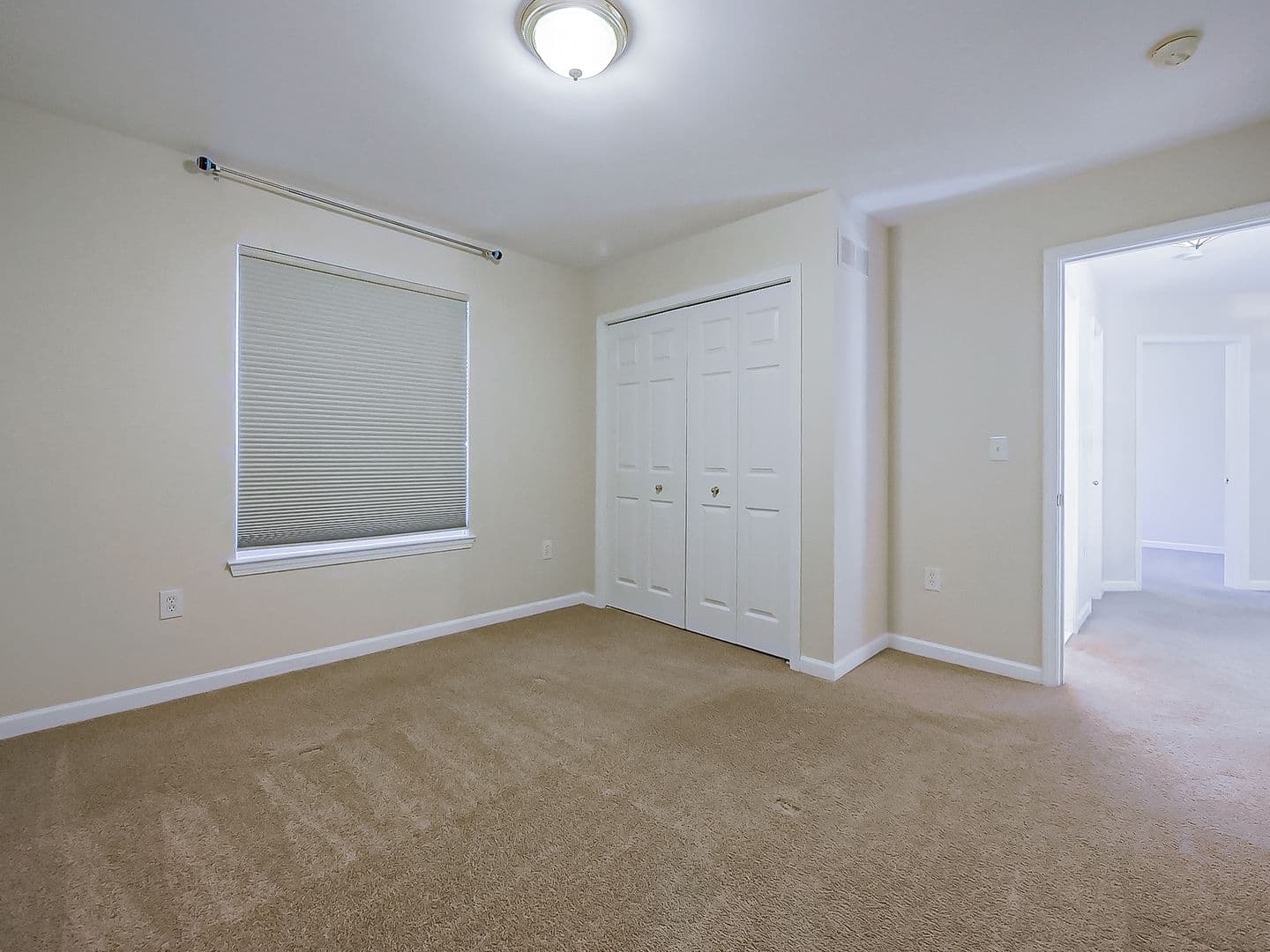 Wixom House: 3140 Mulberry Ct