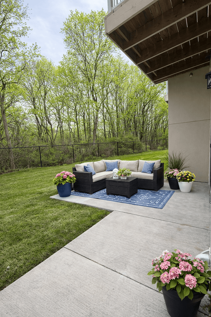 Westland Apartment: 31480 Warren Rd