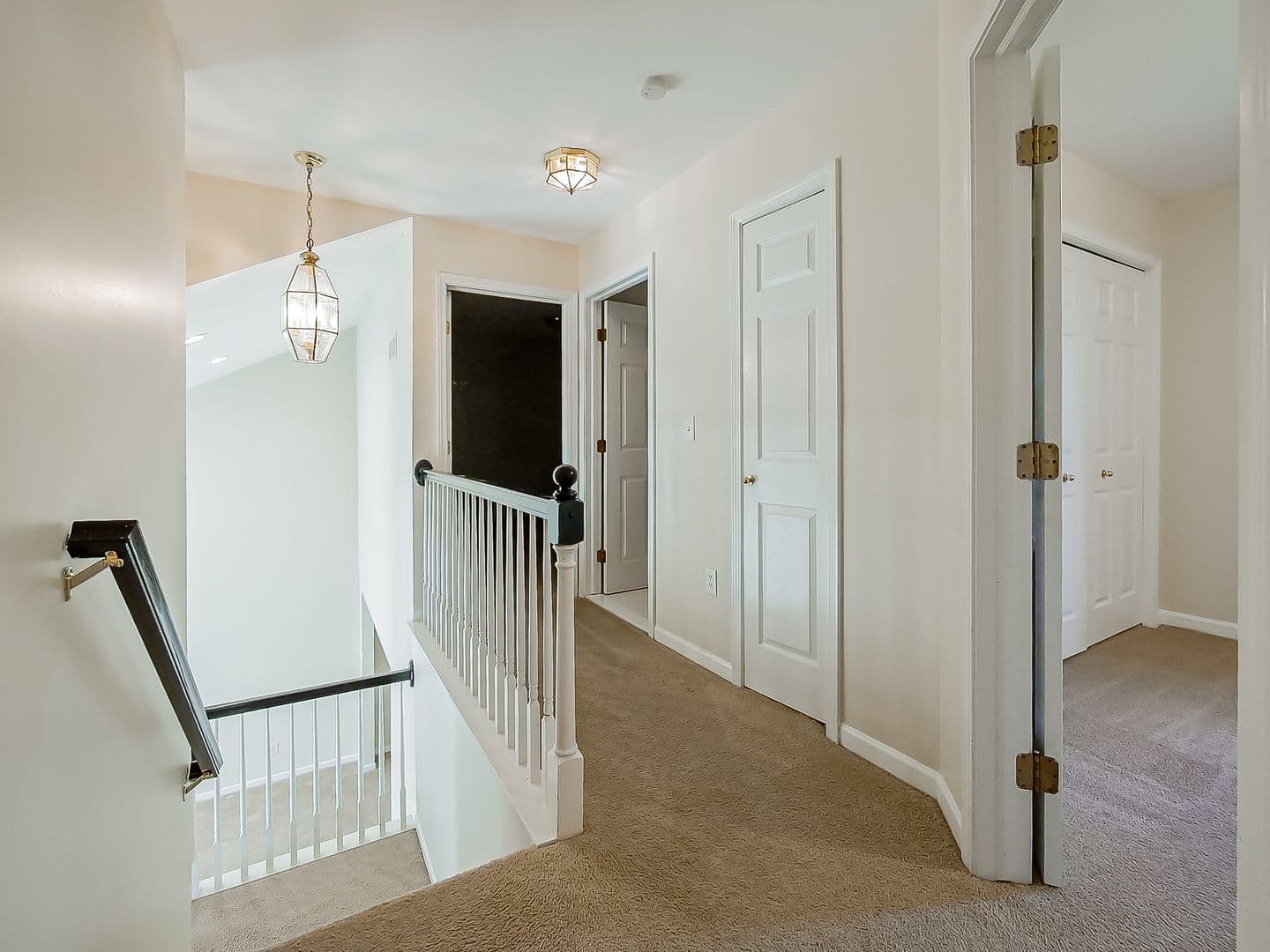 Wixom House: 3140 Mulberry Ct