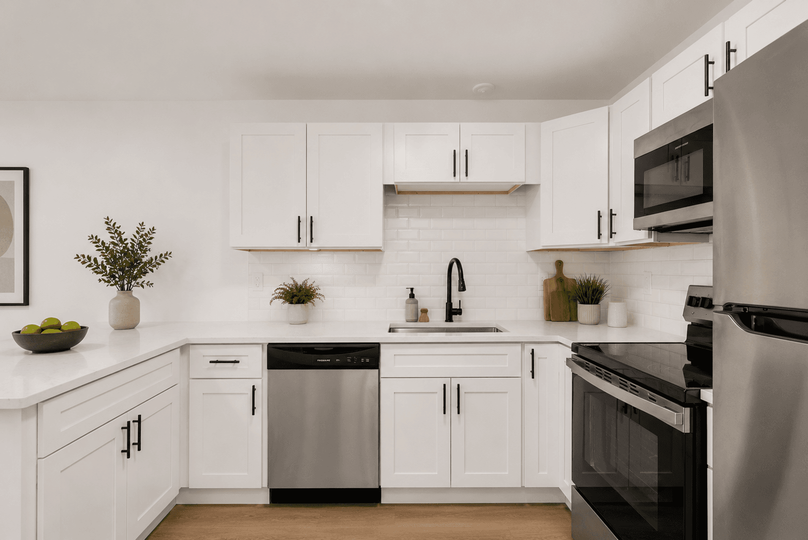Plymouth Apartment: 775 Coolidge