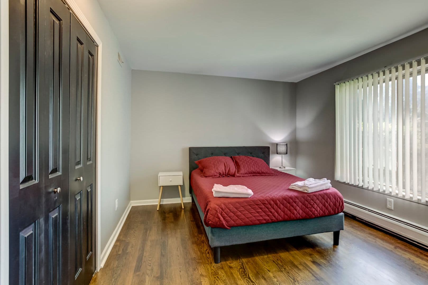 Farmington Apartment: 33302 Kingslane Ct