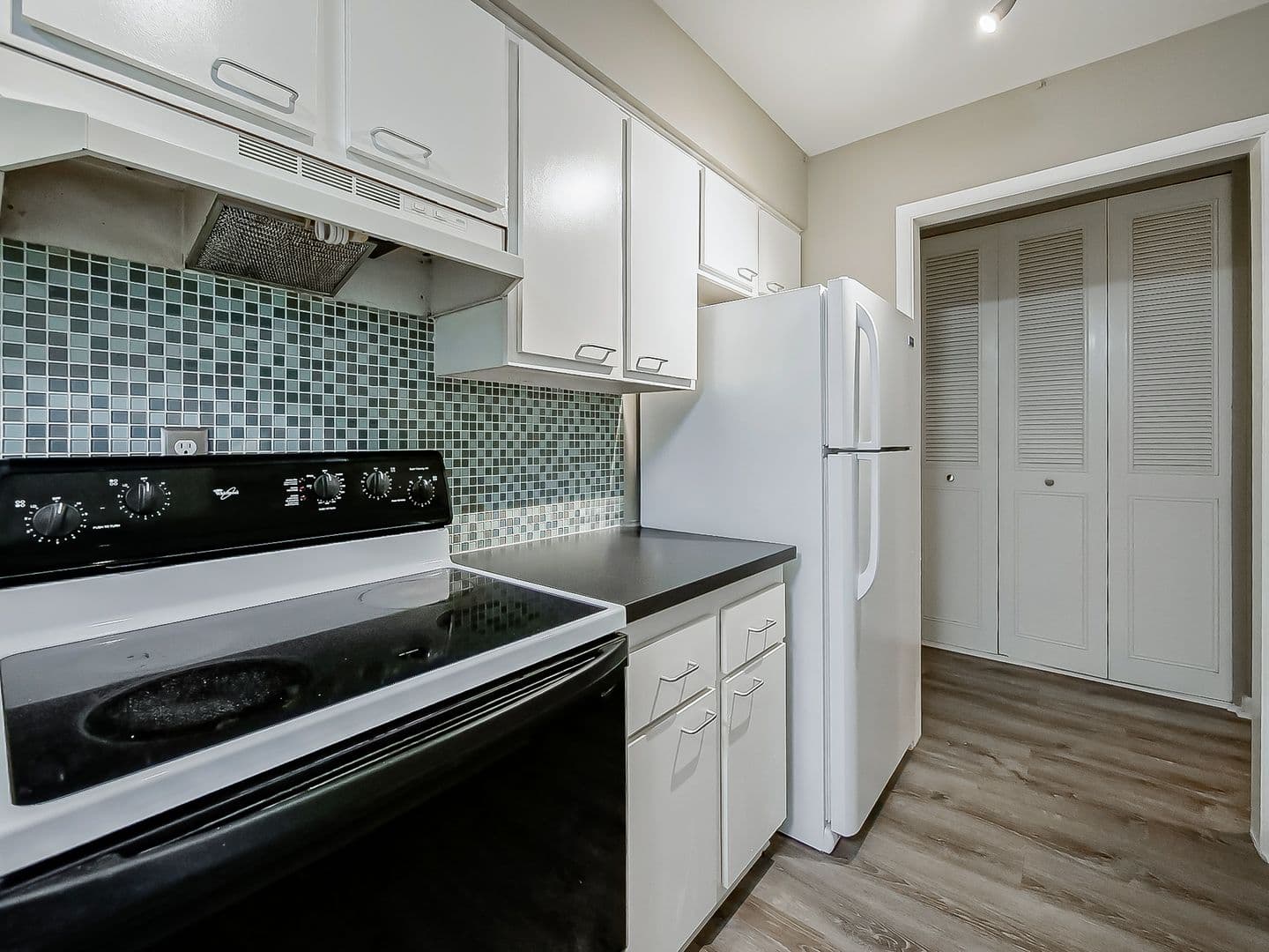 Northville House: 655 Randolph St Unit 102