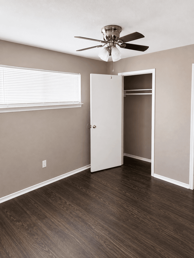 Bryan Apartment: 200 Rebecca St.