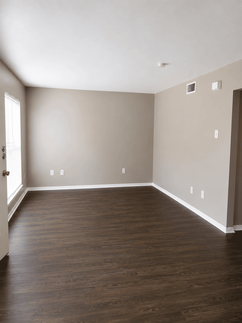Bryan Apartment: 200 Rebecca St.