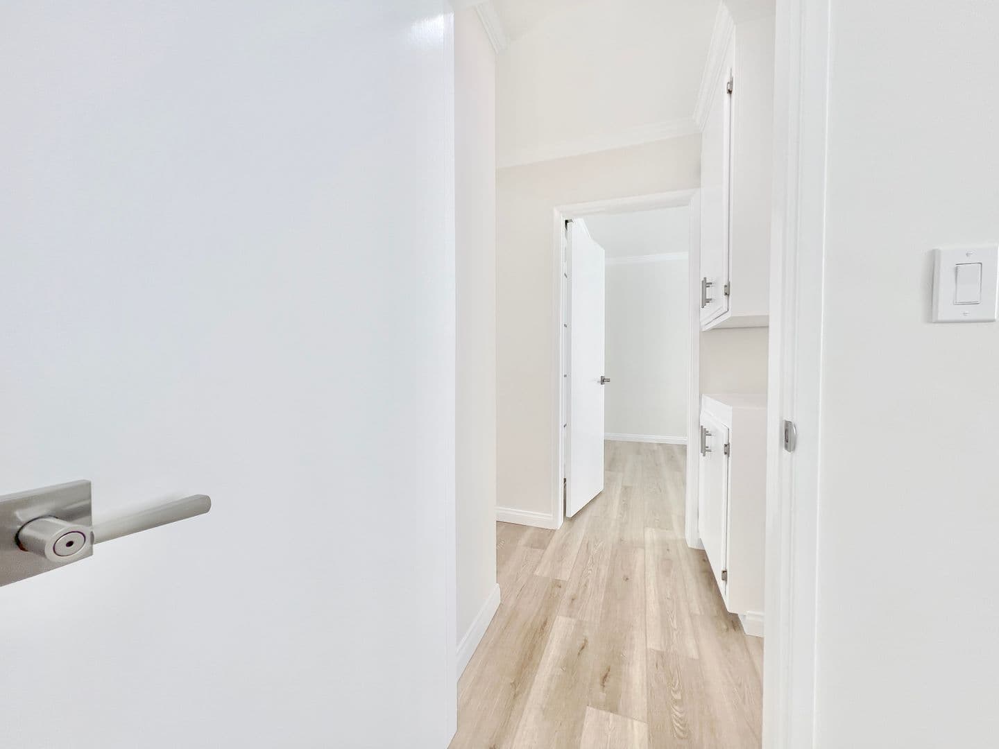 Santa Monica Apartment: 1142-1148 9th St