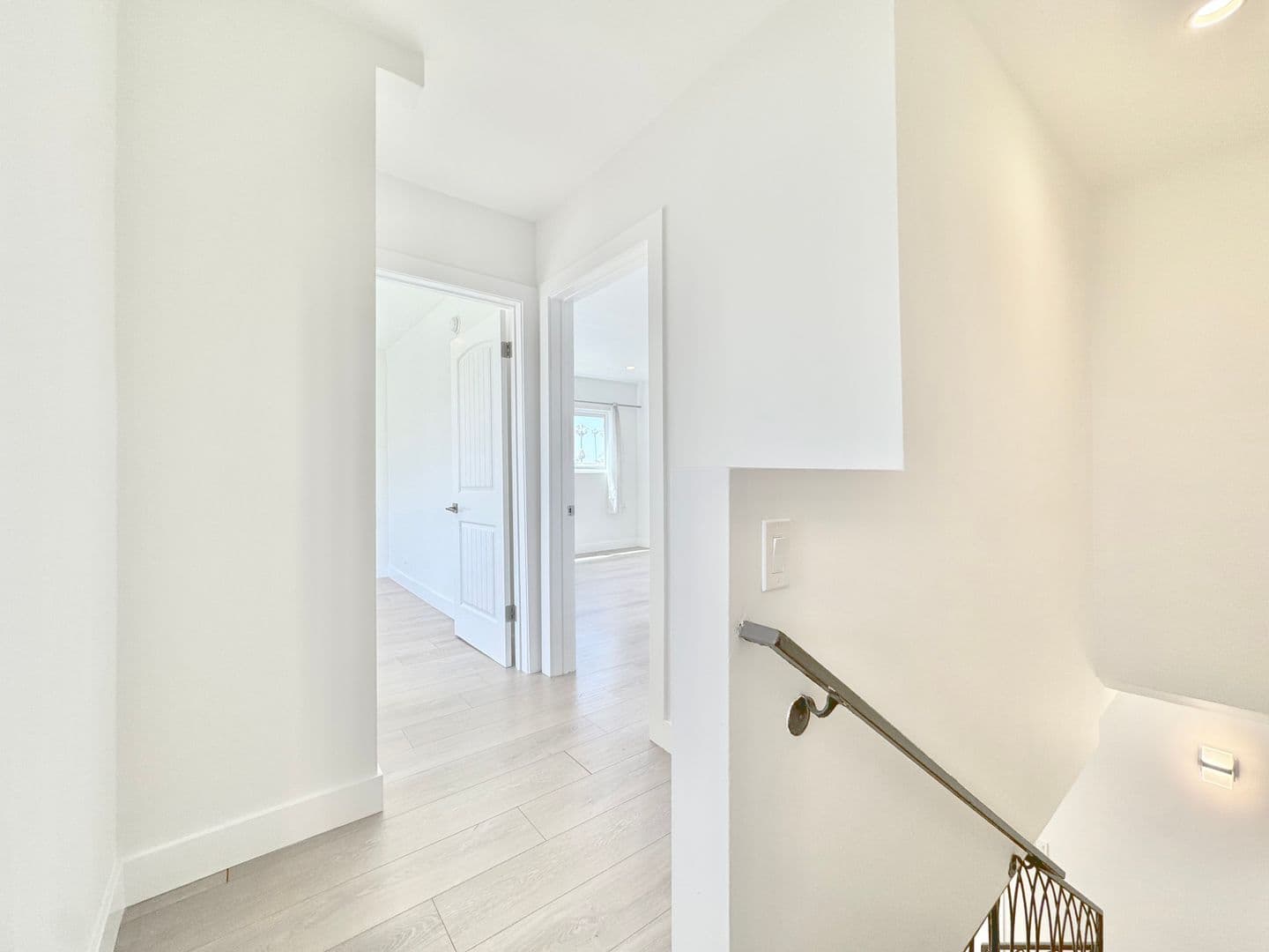 Los Angeles Apartment: 8616 Whitworth Drive