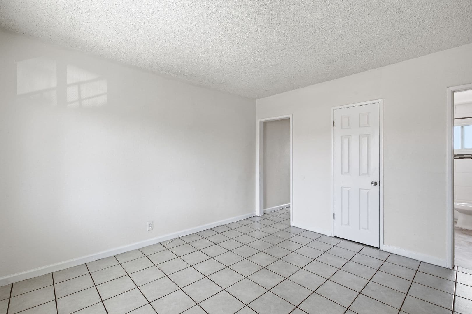 Huntington Park Apartment: 7101 Rugby Ave