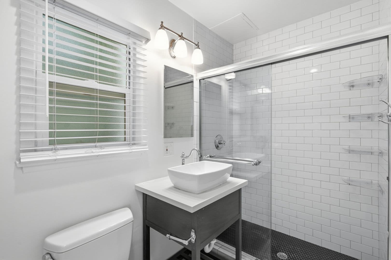 Santa Monica Apartment: 1313 Pico Blvd