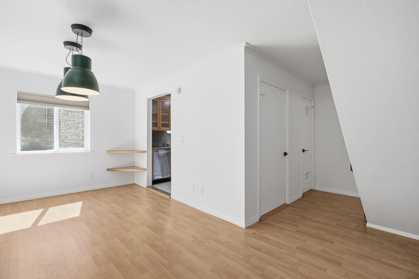 Sherman Oaks House: 4854 Coldwater Canyon Avenue #103
