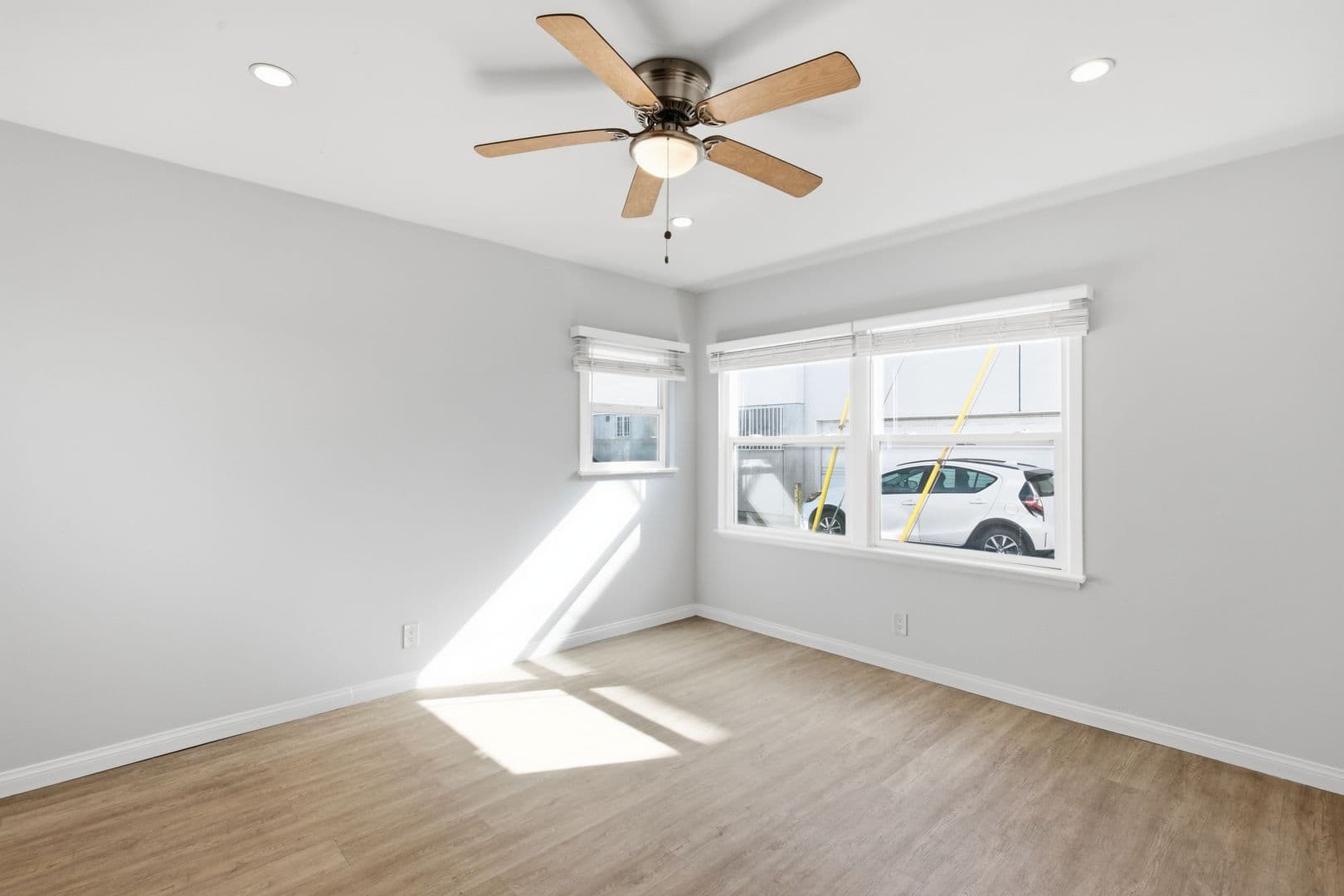 Santa Monica Apartment: 1313 Pico Blvd