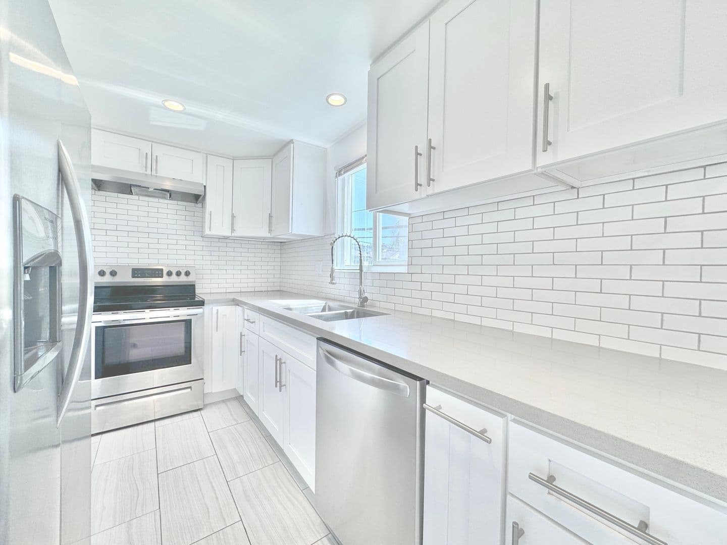 Los Angeles Apartment: 8616 Whitworth Drive