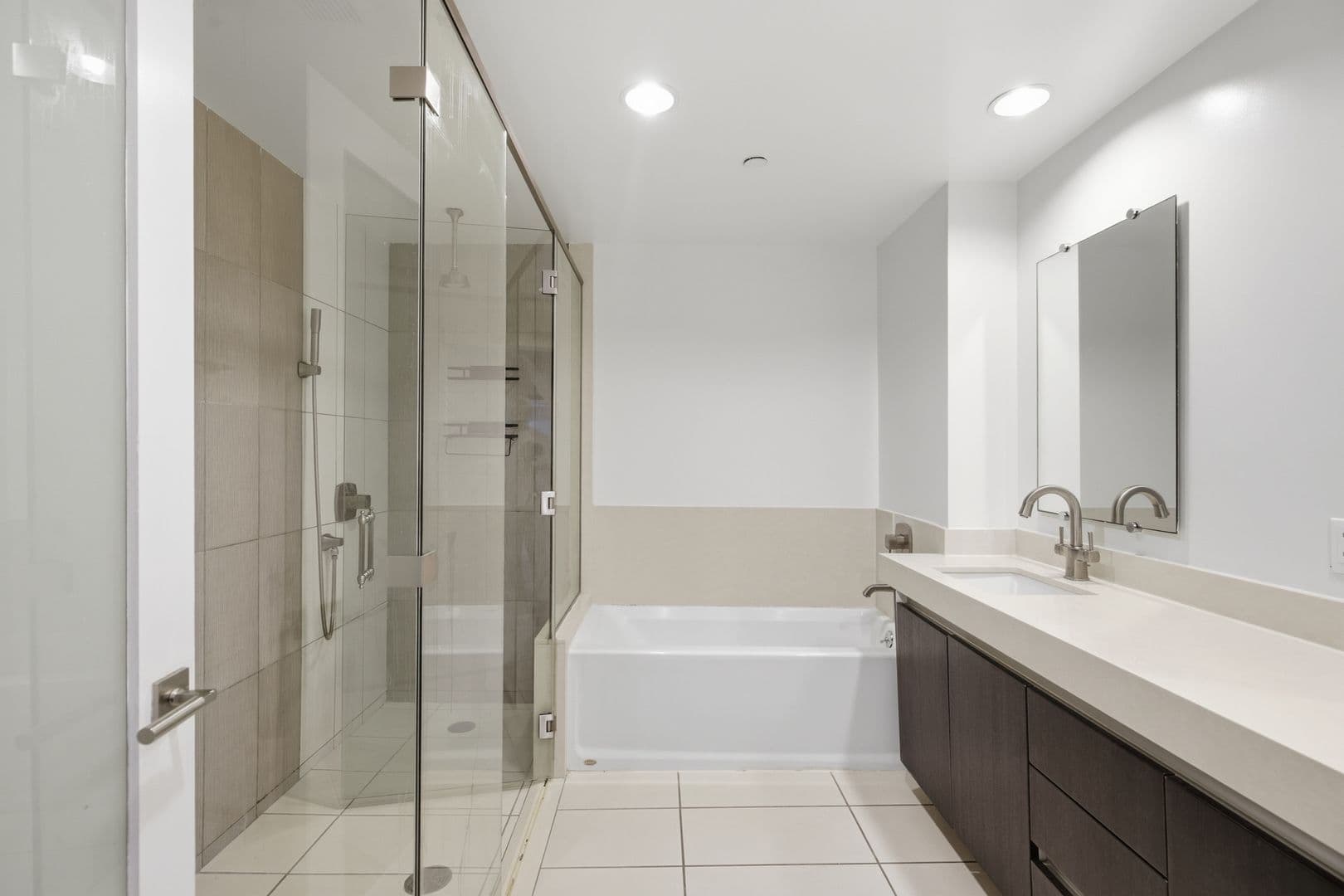 Los Angeles Apartment: 843 N Fuller Avenue