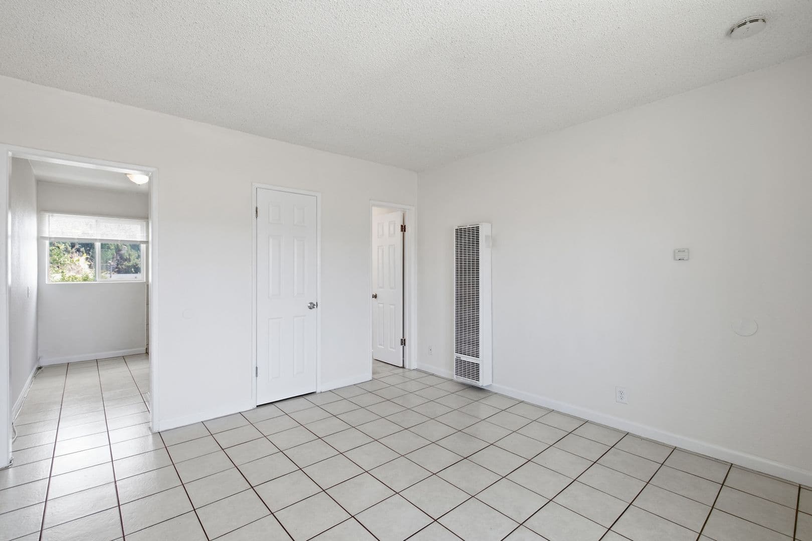 Huntington Park Apartment: 7101 Rugby Ave