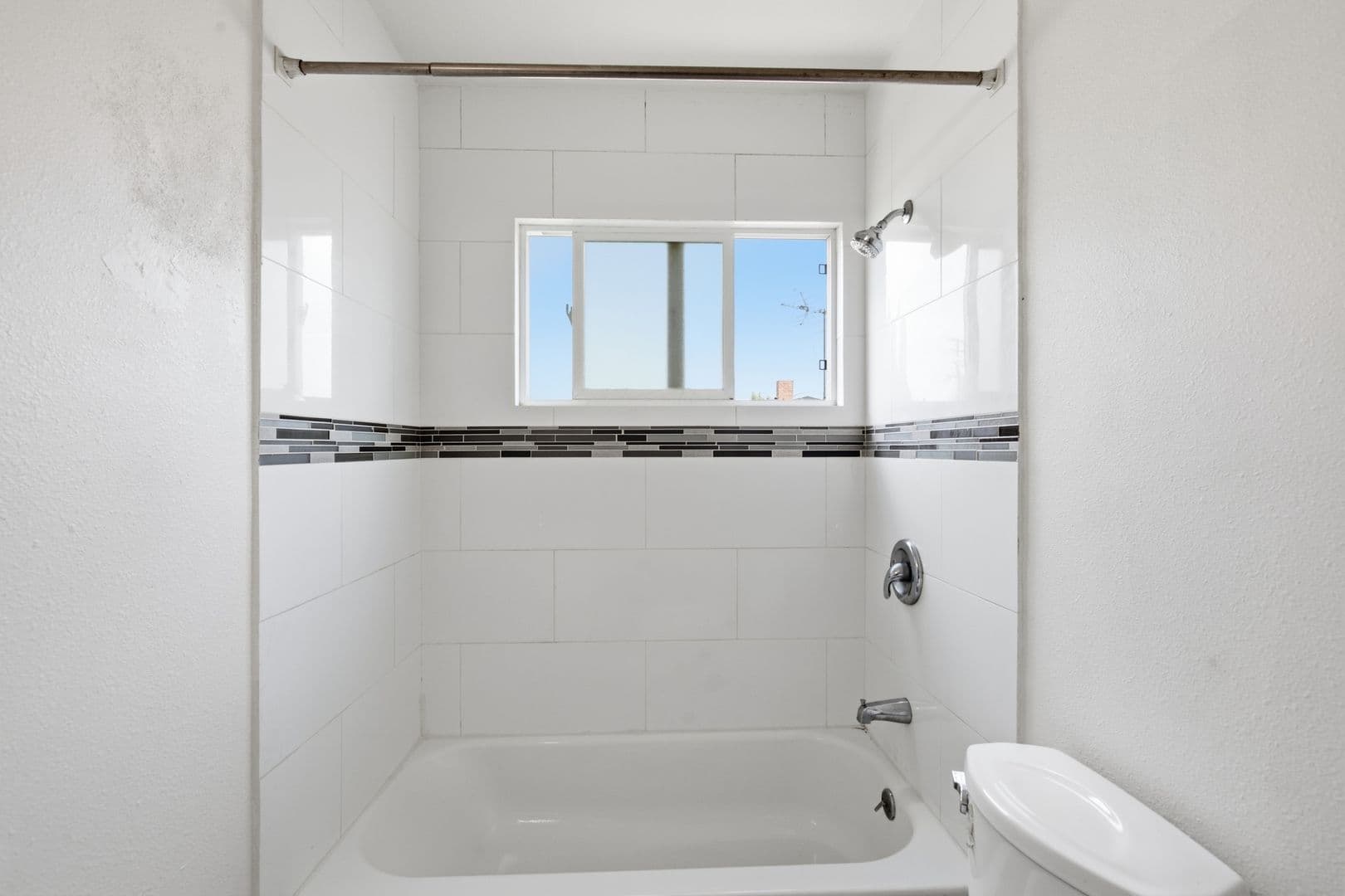 Huntington Park Apartment: 7101 Rugby Ave