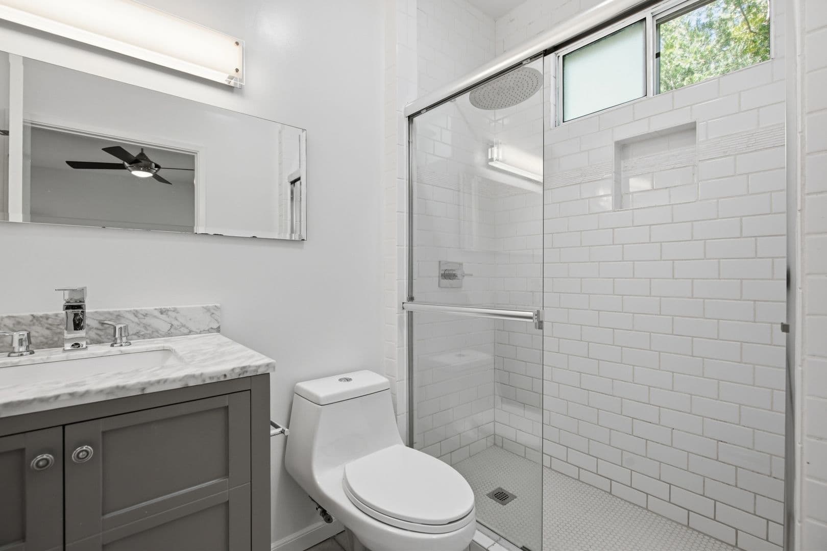 Sherman Oaks House: 4854 Coldwater Canyon Avenue #103