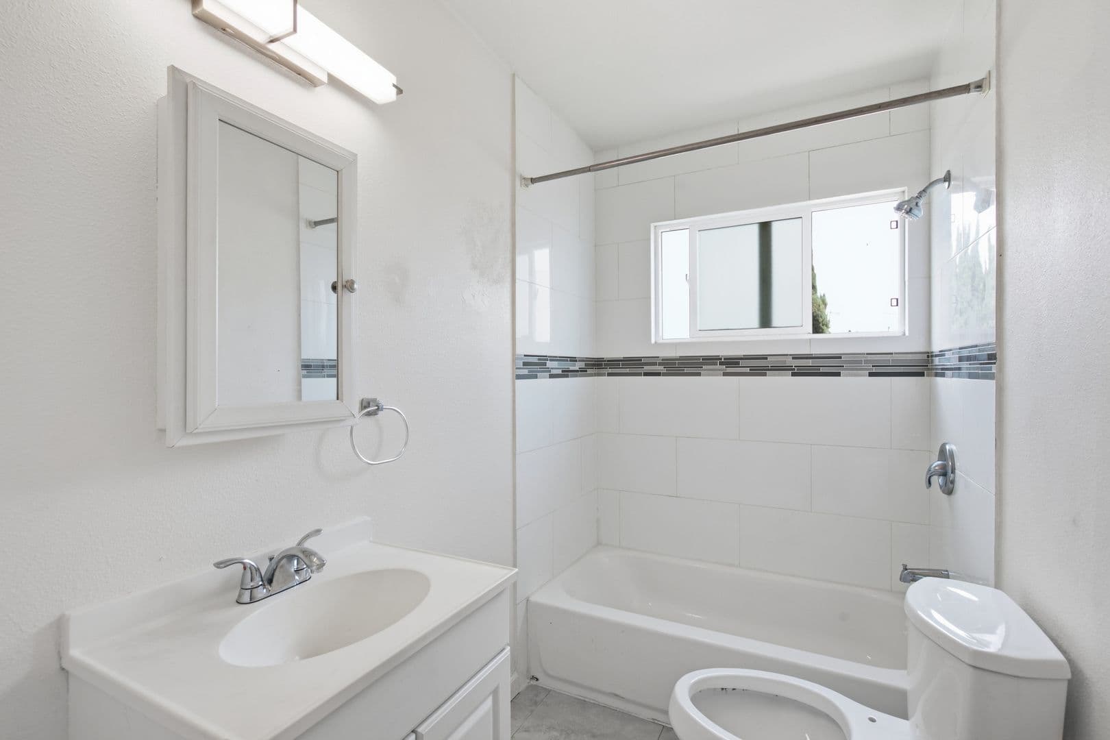 Huntington Park Apartment: 7101 Rugby Ave