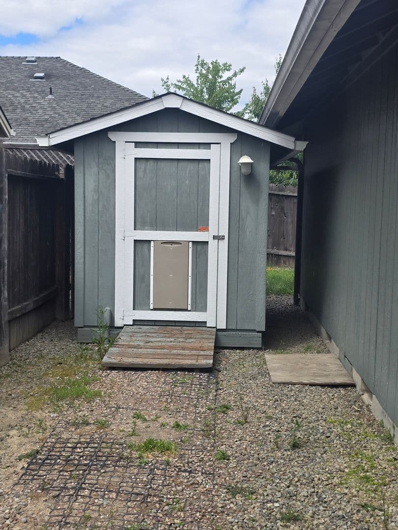 Grants Pass House: 1654 SW Nunnwood Lane
