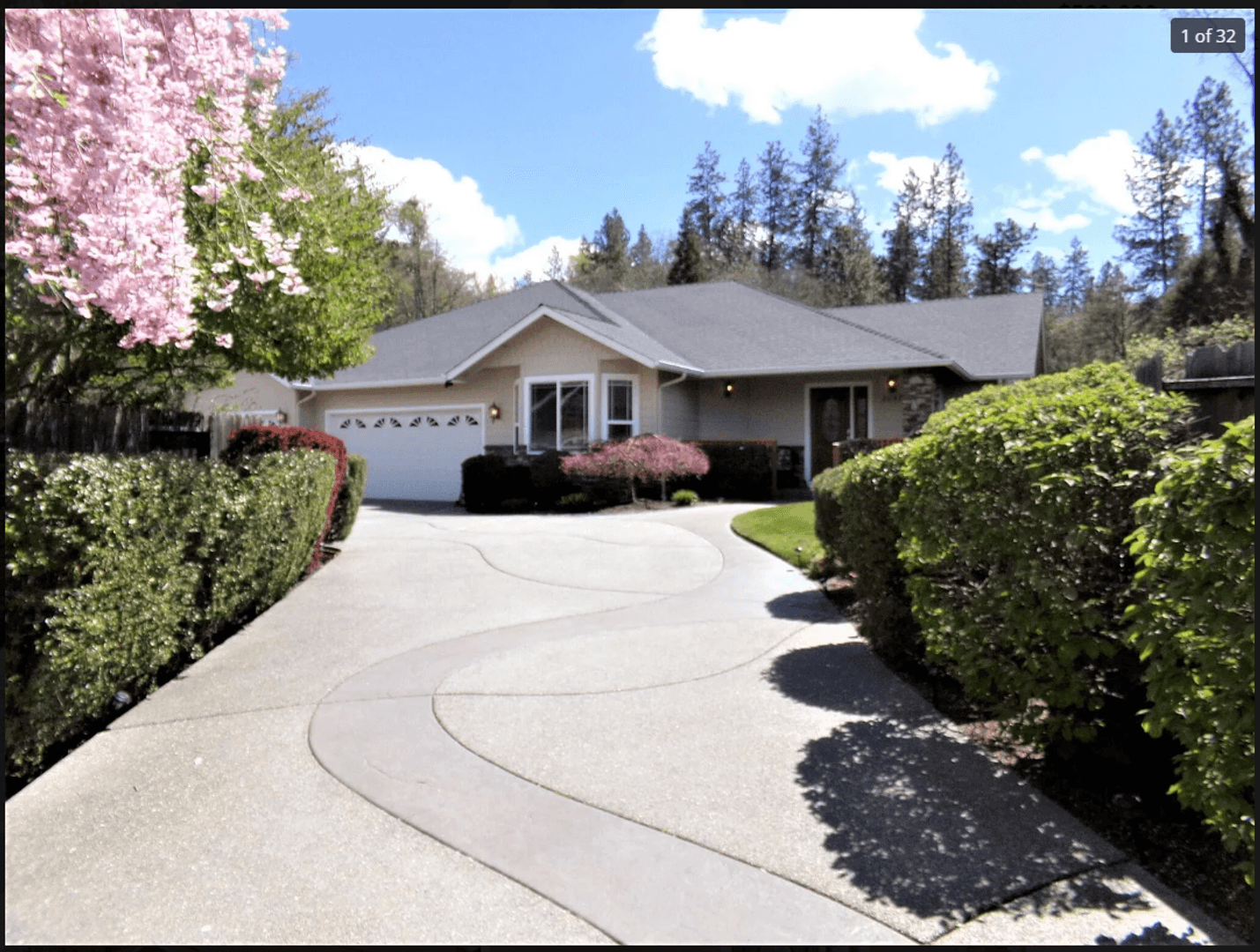 Grants Pass House: 2037 SE Marlen Dr